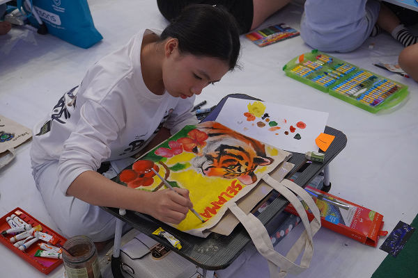 Malayan Tiger Tote Bag Competition